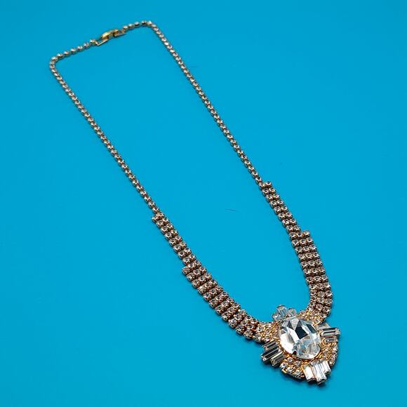 Vintage Clear Large Rhinestone Necklace, Gold Tone, 18 Inches - Picture 6 of 8